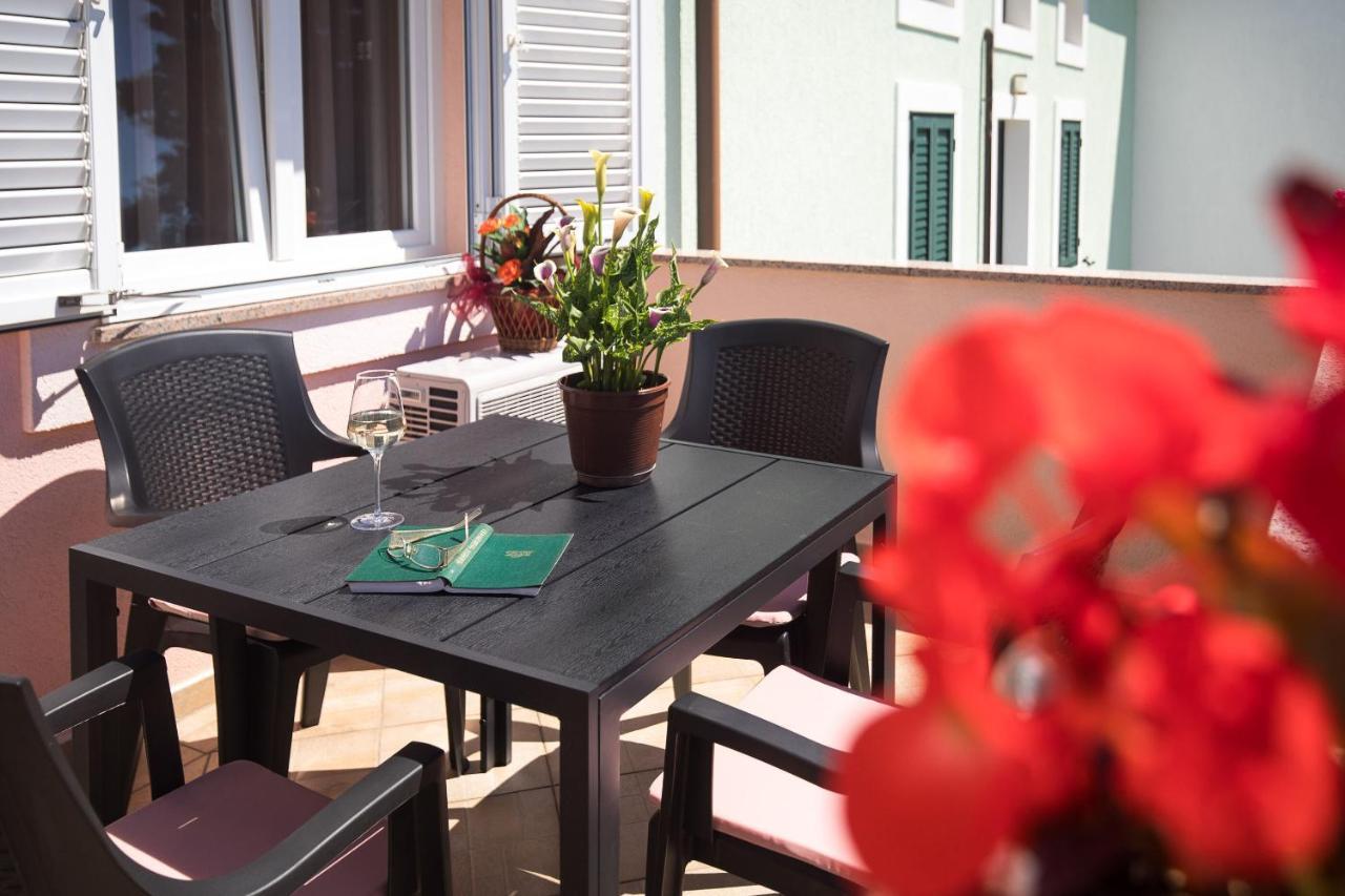 Apartment Oleander Punat Ngoại thất bức ảnh